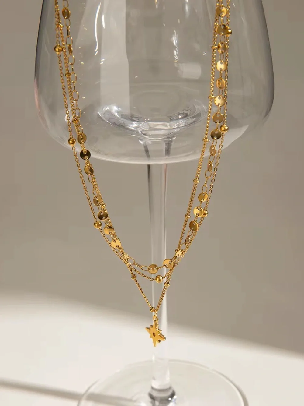 18K Gold Plated Layered Star Pendant Necklace - Picture 6 of 8